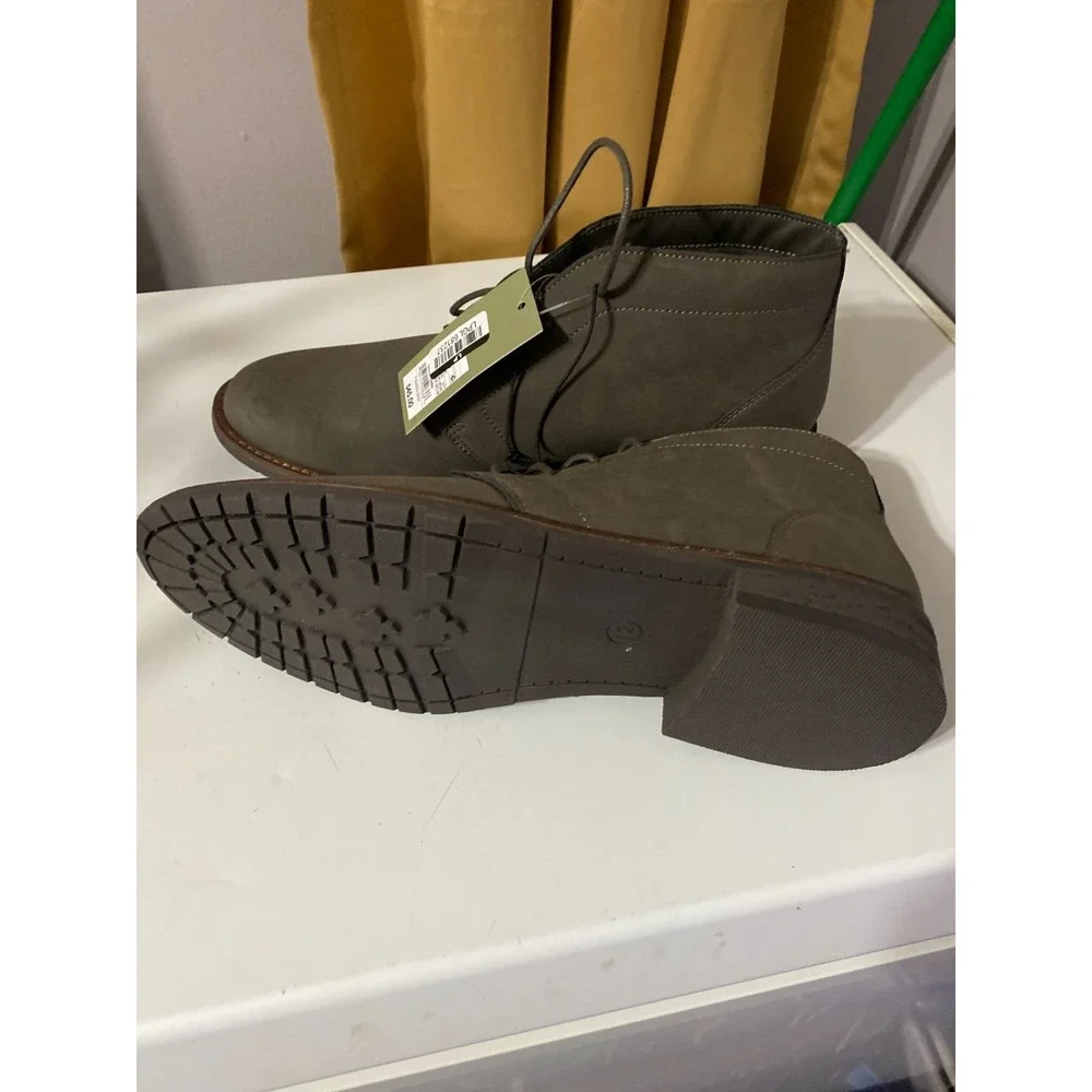 Men's‎ Jerad Chukka Boots by Goodfellow & Co Gray Size 7 New With Tags